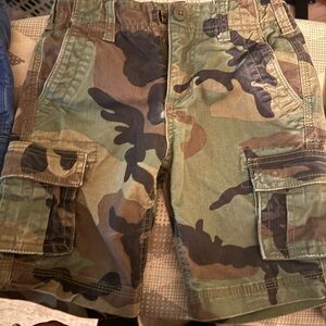 GAP Camo Cargo Shorts in Green and Brown